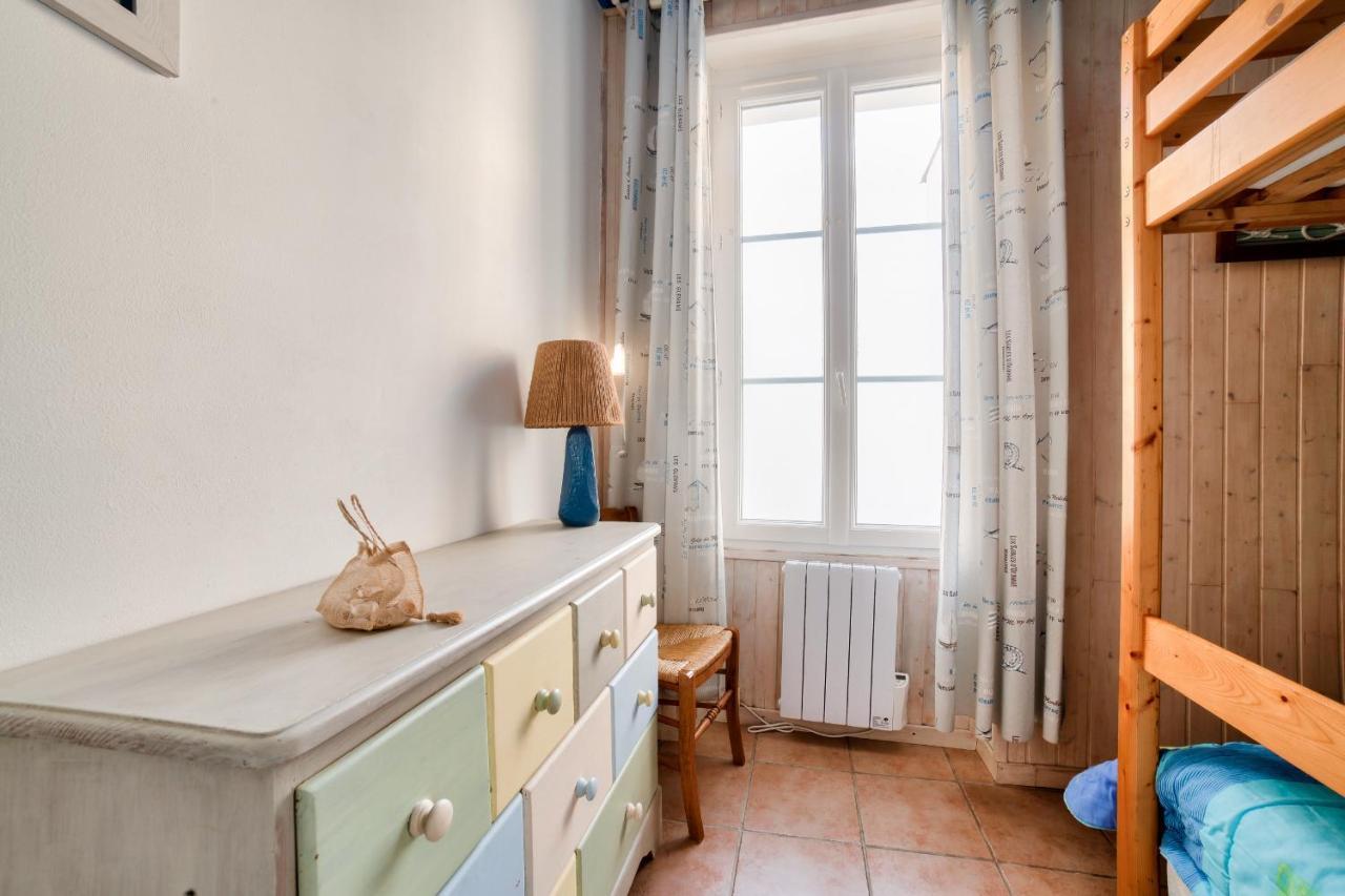 Jolie Maison Avec Cour Pour 5 Personnes Noirmoutier-en-l'Ile Exterior photo
